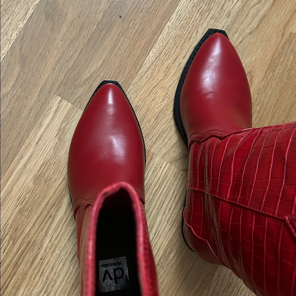 Red booties - Picture 5 of 6